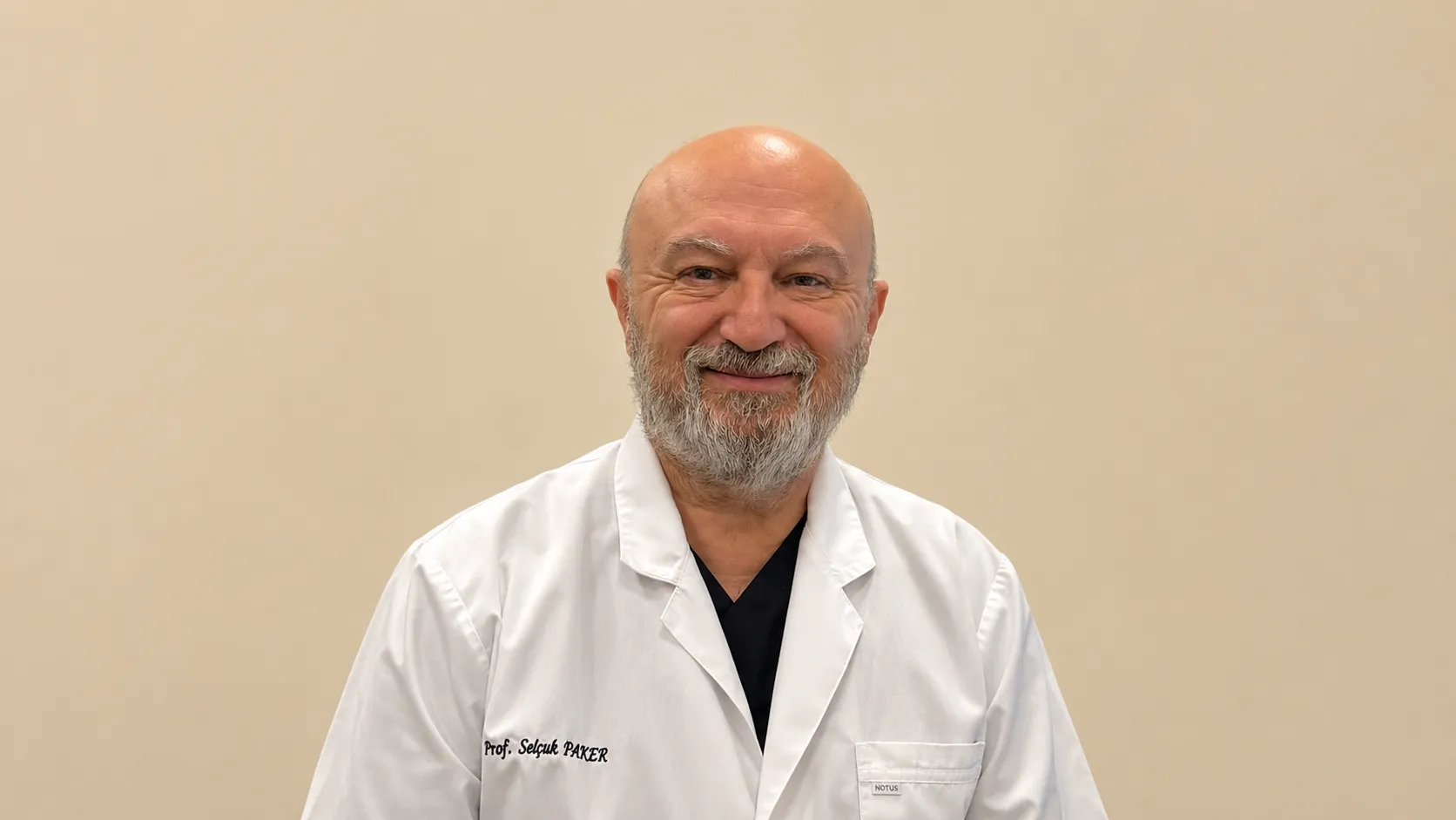 Prof. Dr. Selçuk Peker, radyocerrahi alanında dünyanın en etkili 8'inci araştırmacısı seçildi