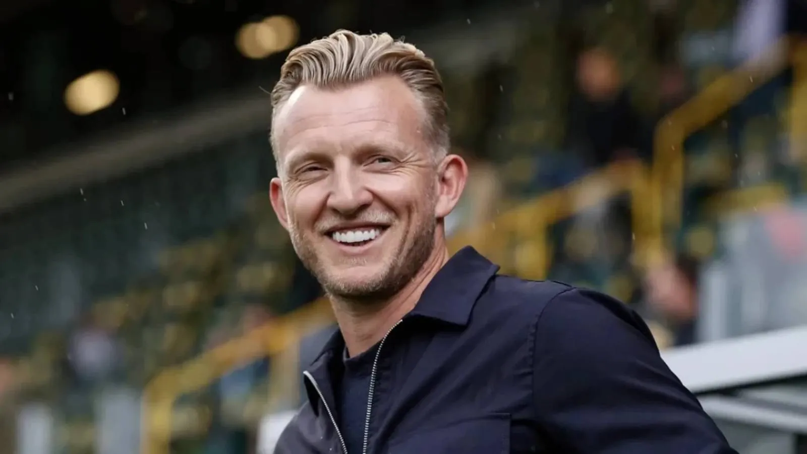 Dirk Kuyt, İstanbul'da Aziz Yıldırım'la görüştü