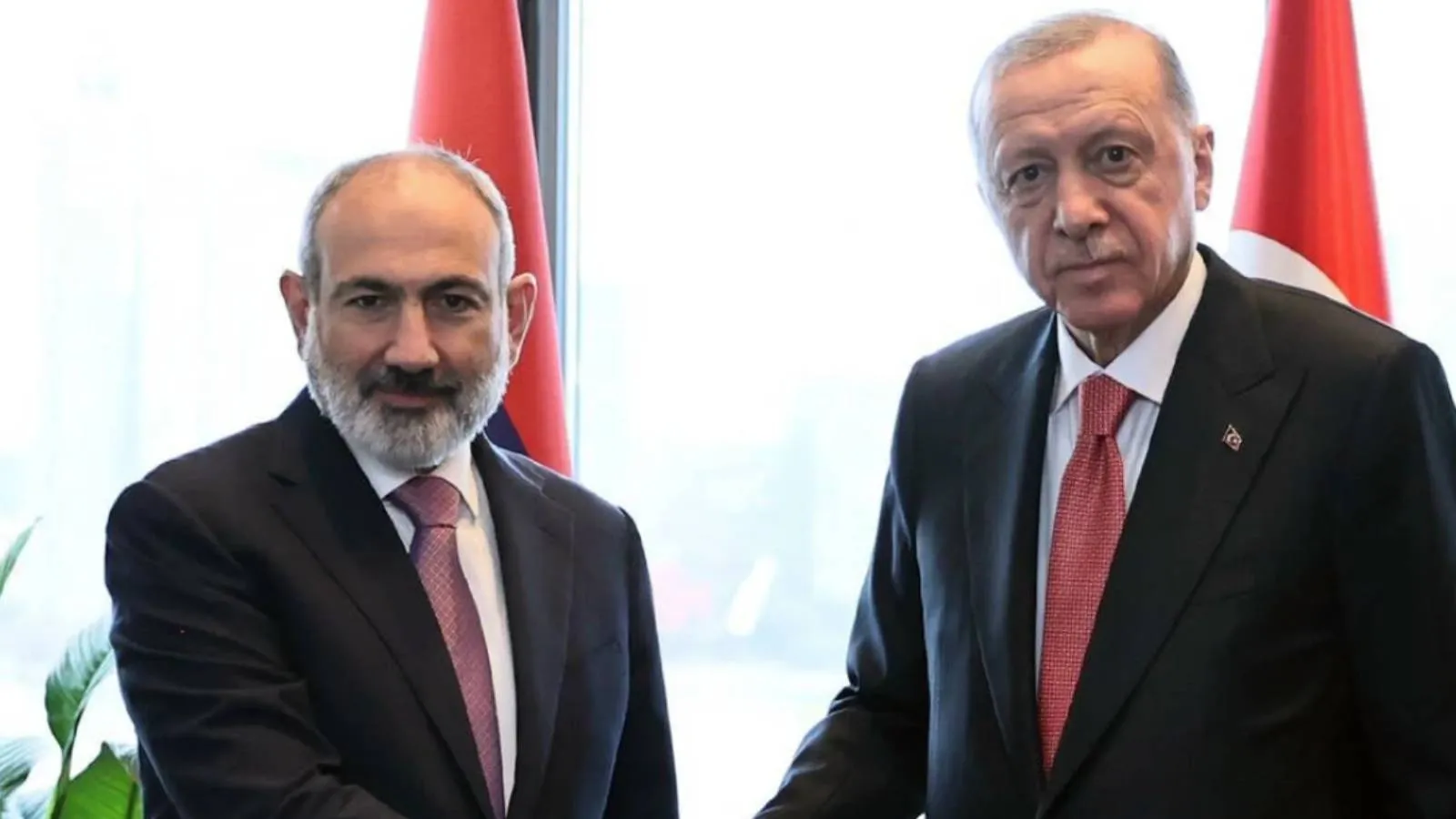 Cumhurbaşkanı Erdoğan, Ermenistan Başbakanı Paşinyan ile görüştü