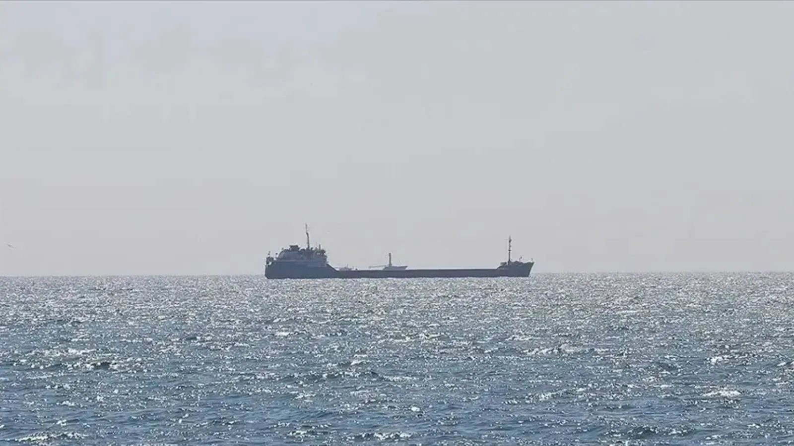 Ukrayna duyurdu: Karadeniz'de kuru yük gemisine drone isabet etti, yaralılar arasında Türkler de var