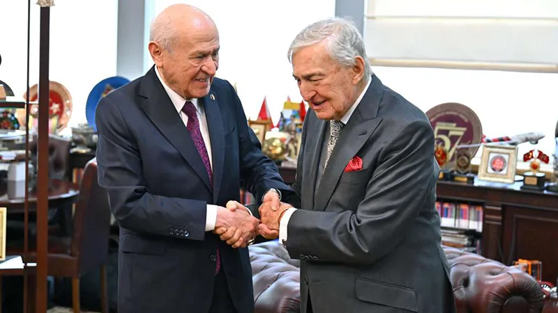 Bahçeli'den Rahmi Koç'un “Kürt kadın hasta” sözlerine soruşturma açılmasına tepki: Samimi bir sohbet ortamında yaptığı bir latife üzerinden kendisine yönelik soruşturma başlatılması yanlıştır
