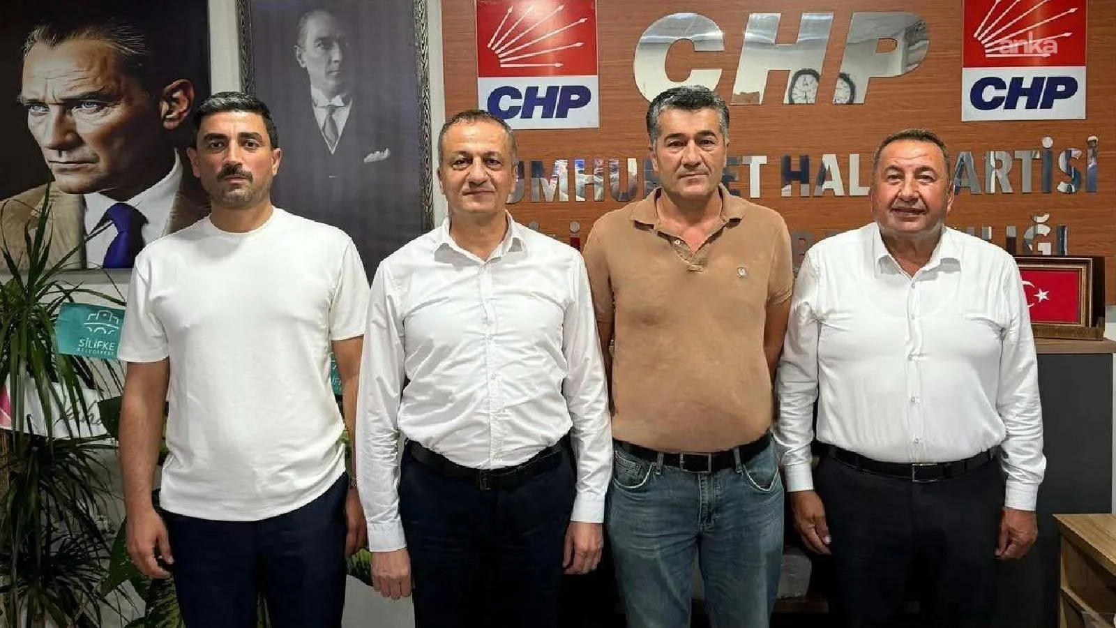 CHP, tutuklanan Silifke Belediye Başkanı Turgut'un yerine Oğuzhan Kökten'i aday gösterdi