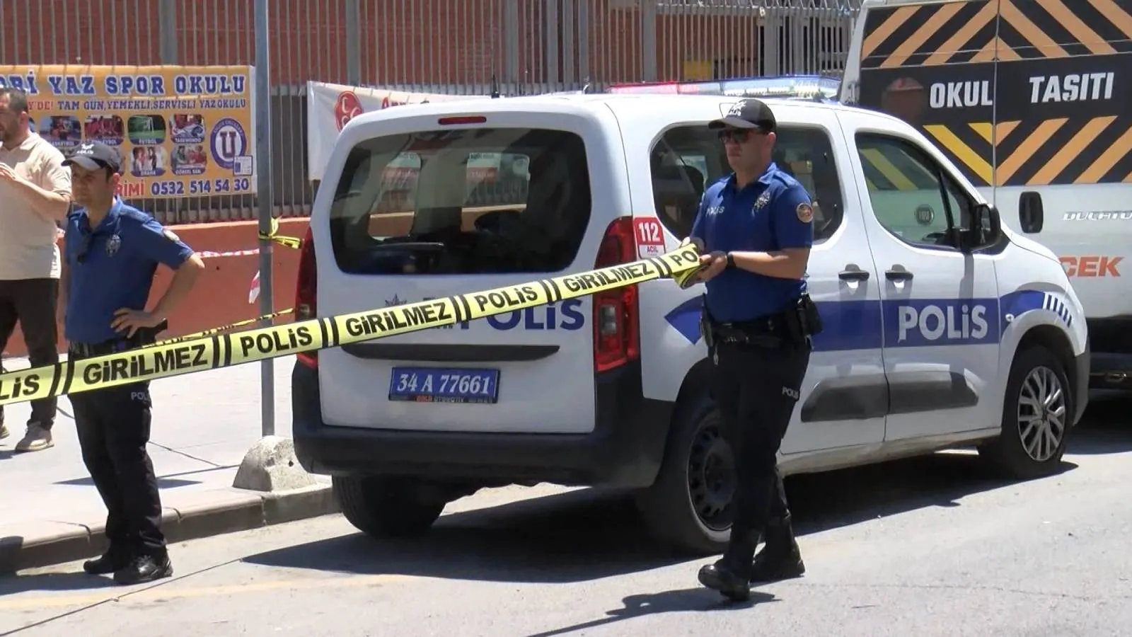 İstanbul Küçükçekmece'de iş yeri sahibine silahlı saldırı: 1 ölü