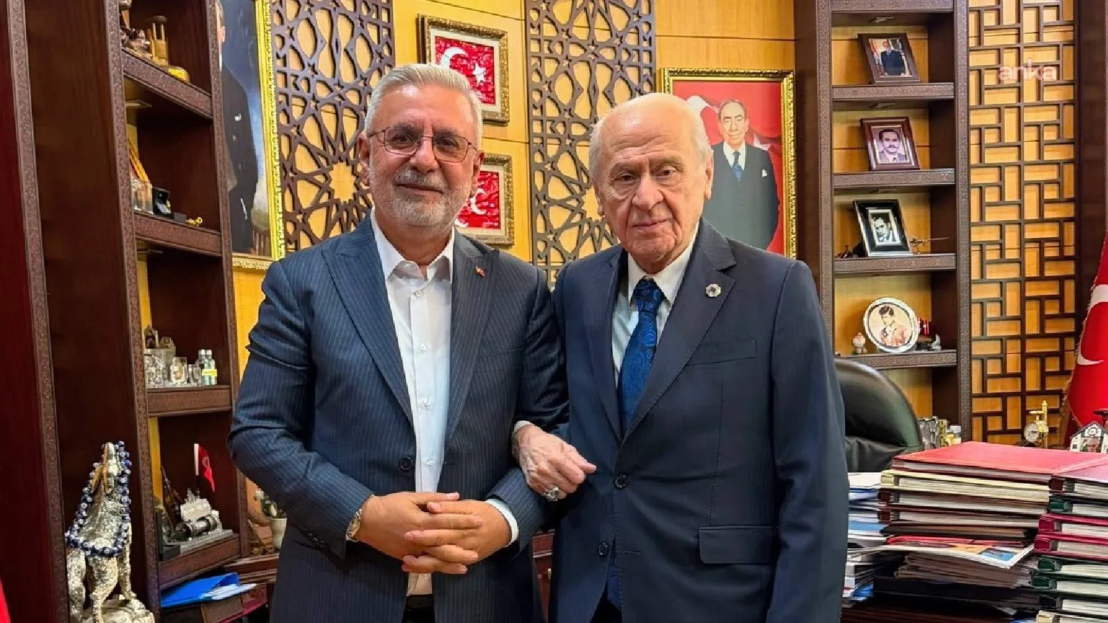 AKP'li Metiner, MHP Lideri Bahçeli'yi ziyaret etti: Süreç son aşamasında