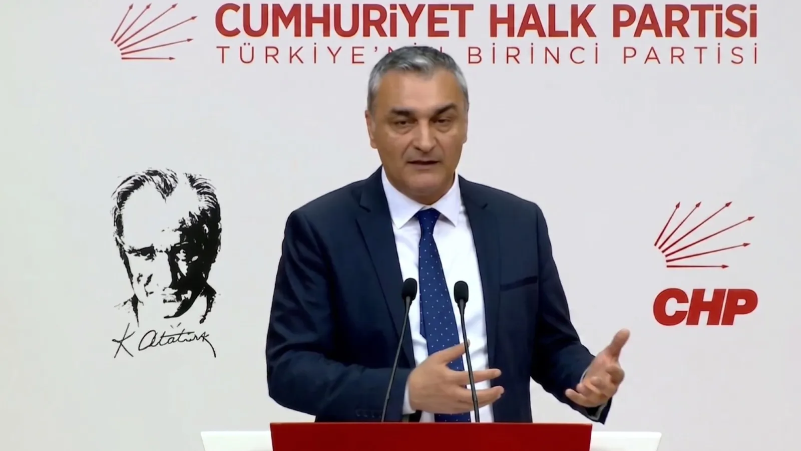 Kılıçdaroğlu yönetimindeki CHP Sözcüsü Sarı: Diyalog kapımız açık, grup toplantısına Kılıçdaroğlu "genel başkan" sıfatıyla katılacak