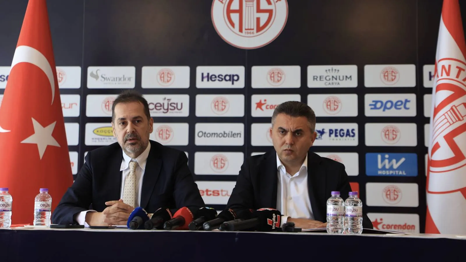 Küme düşen Antalyaspor'da genel kurul kararı