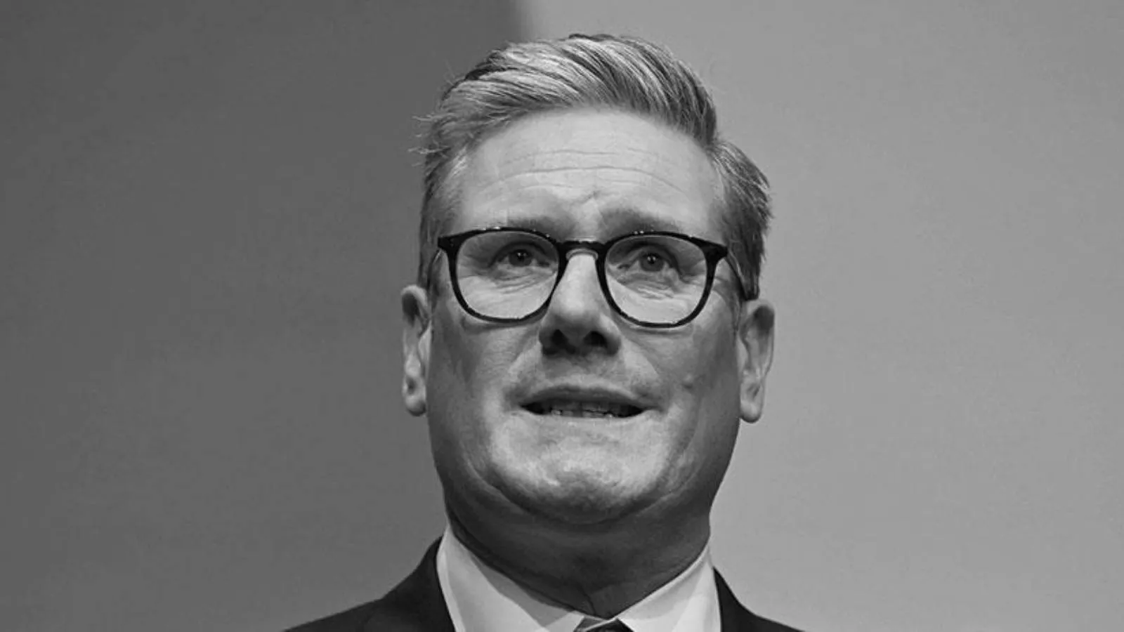 Aylardır görevi bırakması için baskı altındaydı; Britanya Başbakanı Keir Starmer, istifa edeceğini açıkladı!