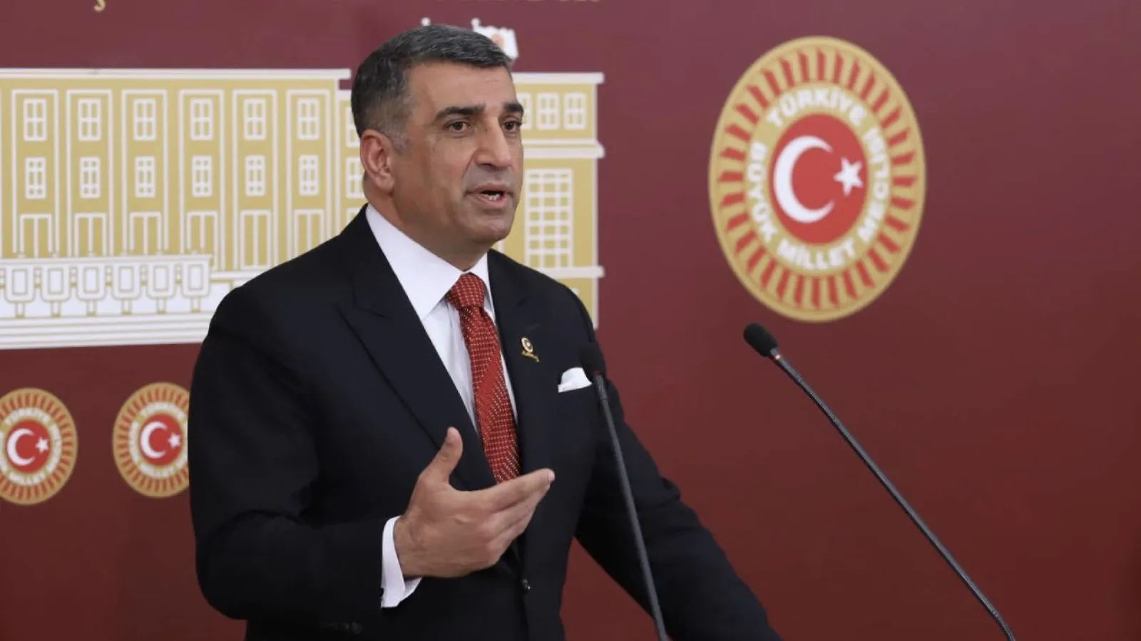 CHP'li Gürsel Erol, Kılıçdaroğlu'nun "kurultay" çıkışını değ