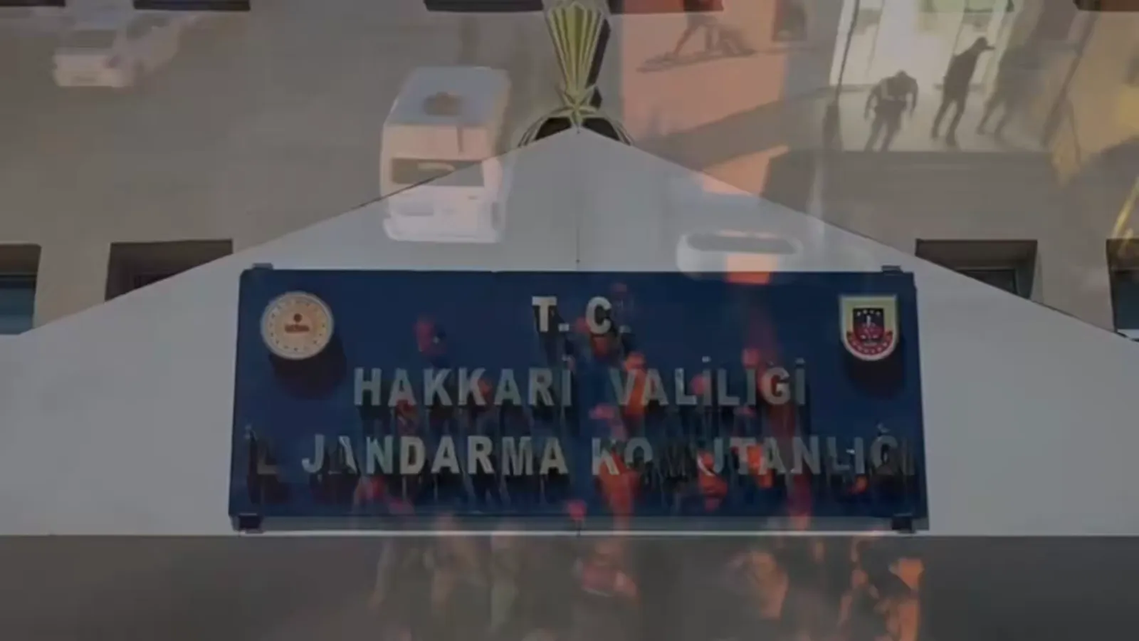 Hakkari’de JİHA destekli uyuşturucu operasyonu: Yüzlerce kilo madde ele geçirildi!