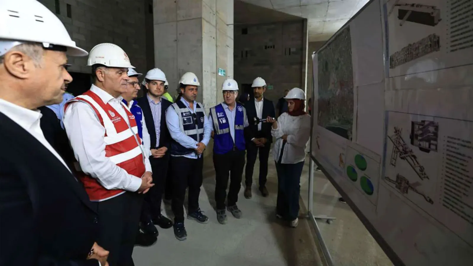 İstanbul’da metro hamlesi: Bir hat için tarih verildi, bir hat için imza bekleniyor