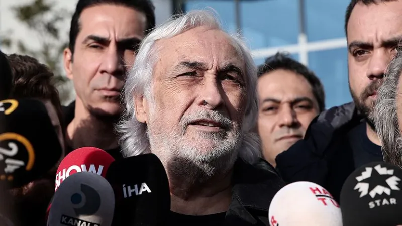Tiyatro sanatçısı Müjdat Gezen'e 'Müslümanlara hakaret' davasında hapis cezası