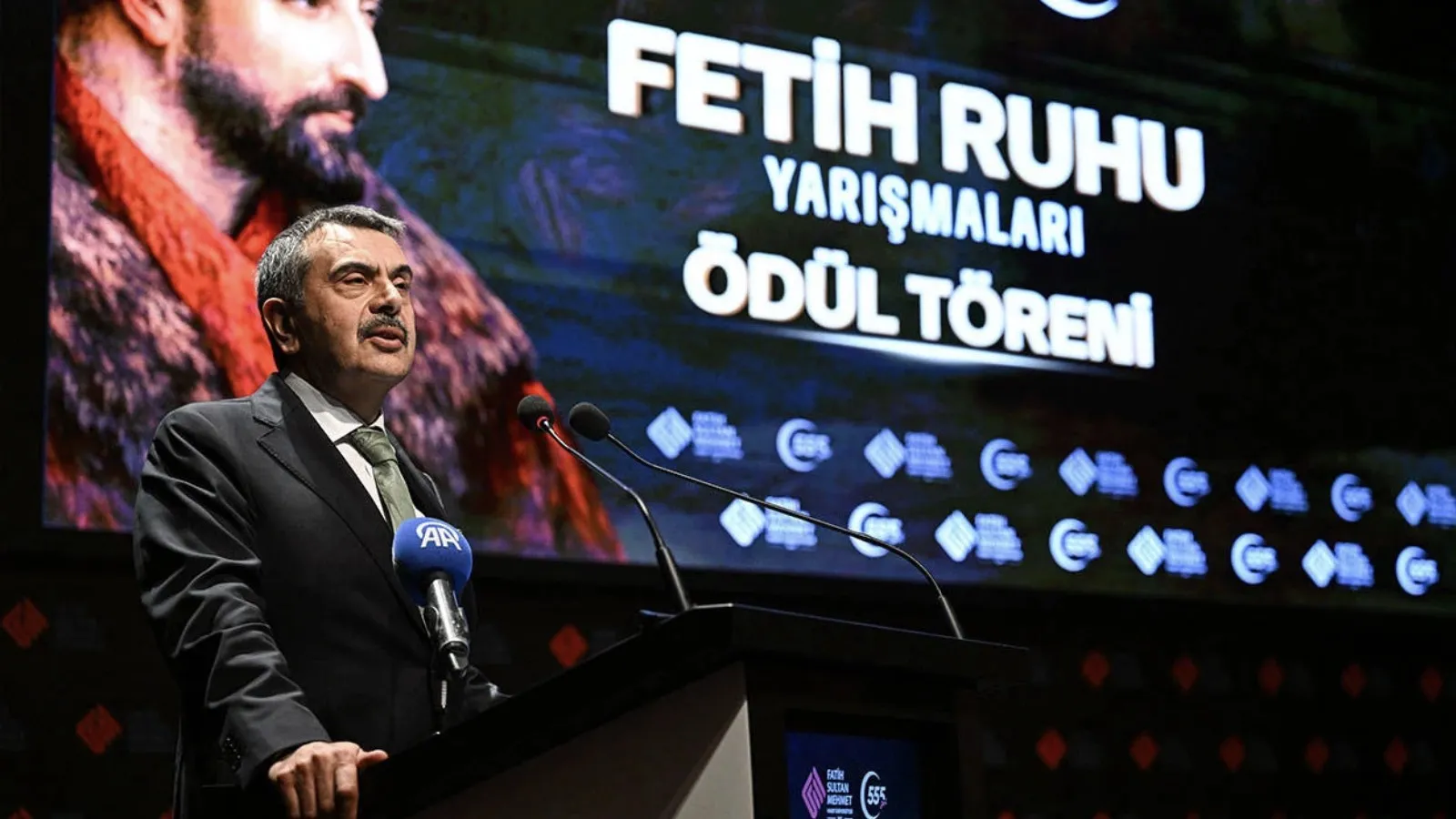 Bakan Tekin: Çocuklarımız Paskalya kutlamasın, Ramazan etkinlikleri yapsınlar dedik; bizi mahkemeye taşıdılar
