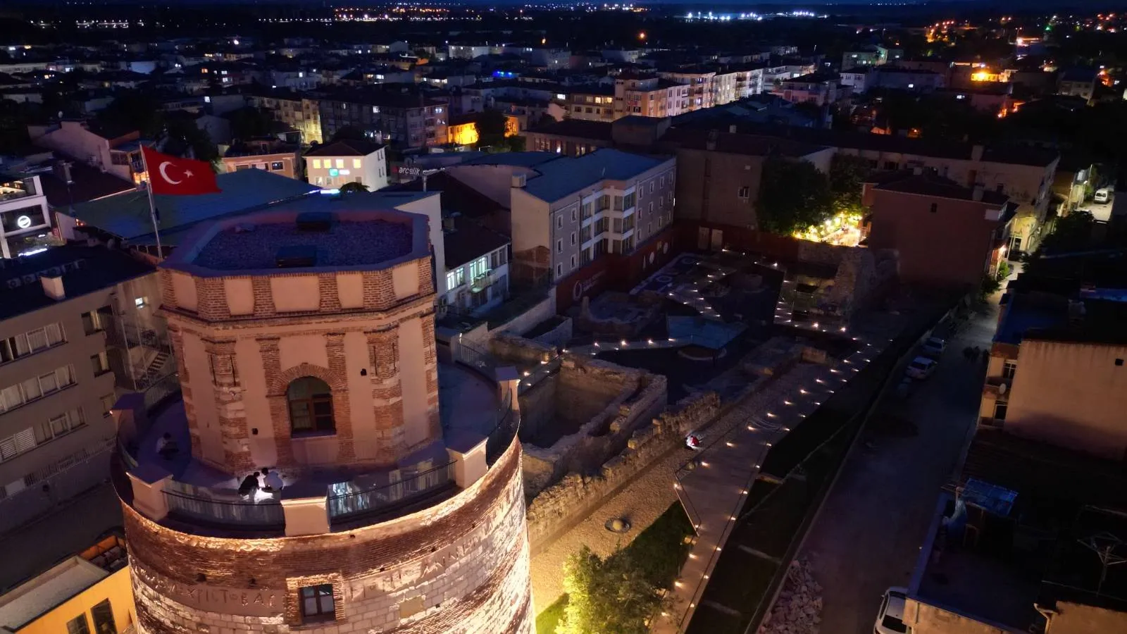 Bakan Ersoy duyurdu: Edirne’deki Makedonya Eski Saat Kulesi yeniden ziyarete açıldı