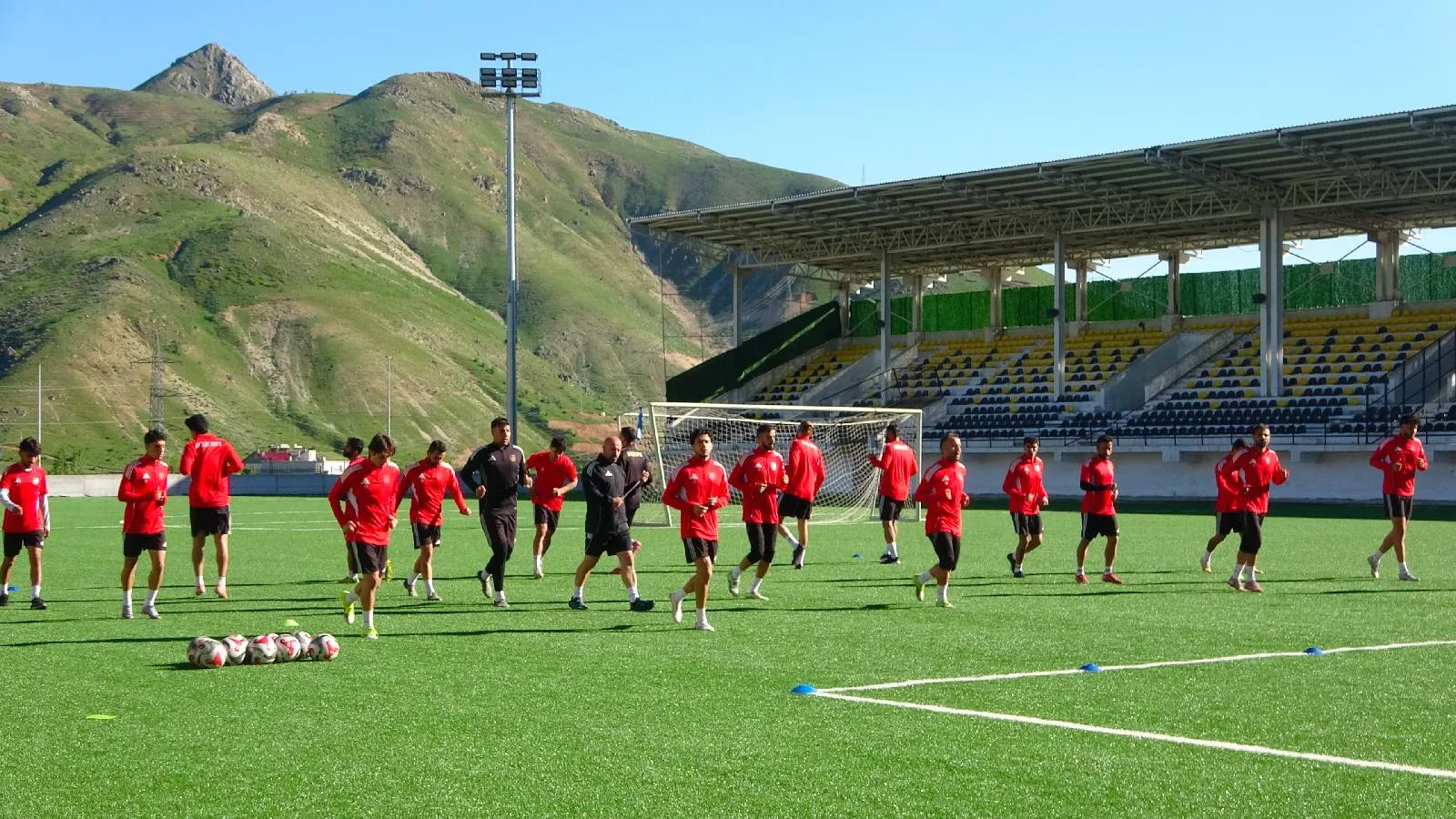 Bitlis Spor 1916, TFF'den 35 gündür karar bekliyor: Şampiyonlar Ligi finali oynandı, biz hâlâ Tahkim'deyiz
