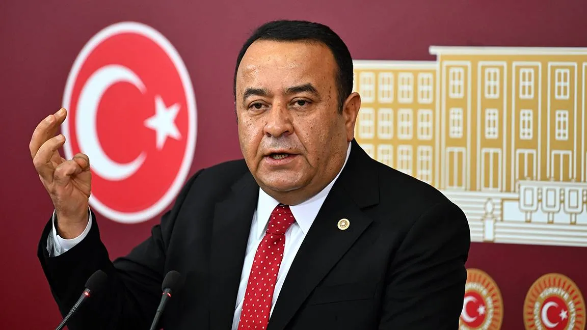 Adnan Beker'den 'olay çıkarmak için militan getirildiği' iddiasına hukuki başvuru