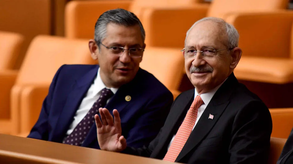 Kılıçdaroğlu, Meclis grubunda konuşmaktan vazgeçti; 'baba ocağı'na çağrı yaptı: Biz bu oyunu bozarız, şimdi kavga zamanı değil!