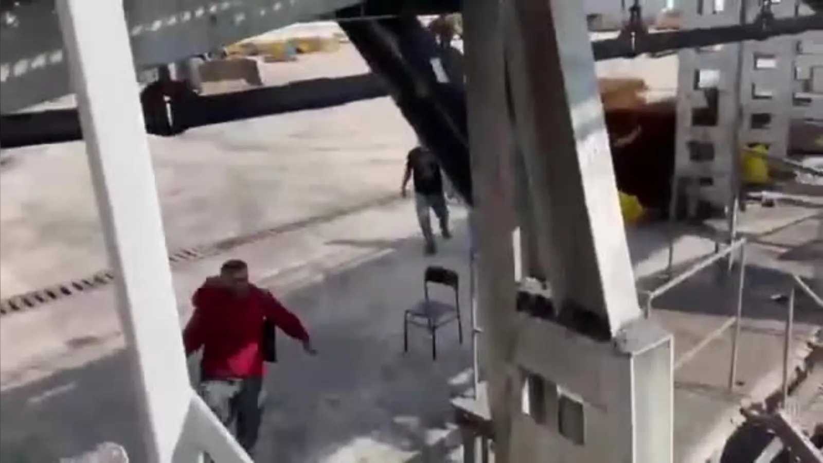 Özşen Madencilik işçilerinin direnişi 27 gündür sürüyor| İşçi yakını: Resmen bizim üzerimize ateş açtılar