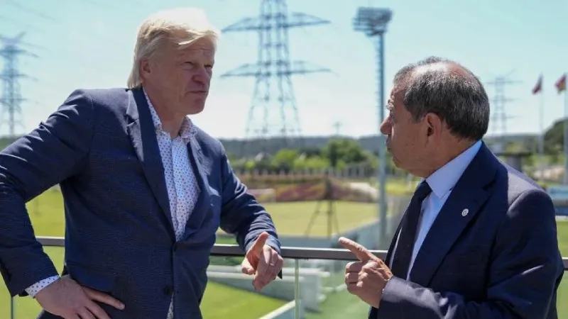 Galatasaray'da sürpriz Dursun Özbek-Oliver Kahn görüşmesi