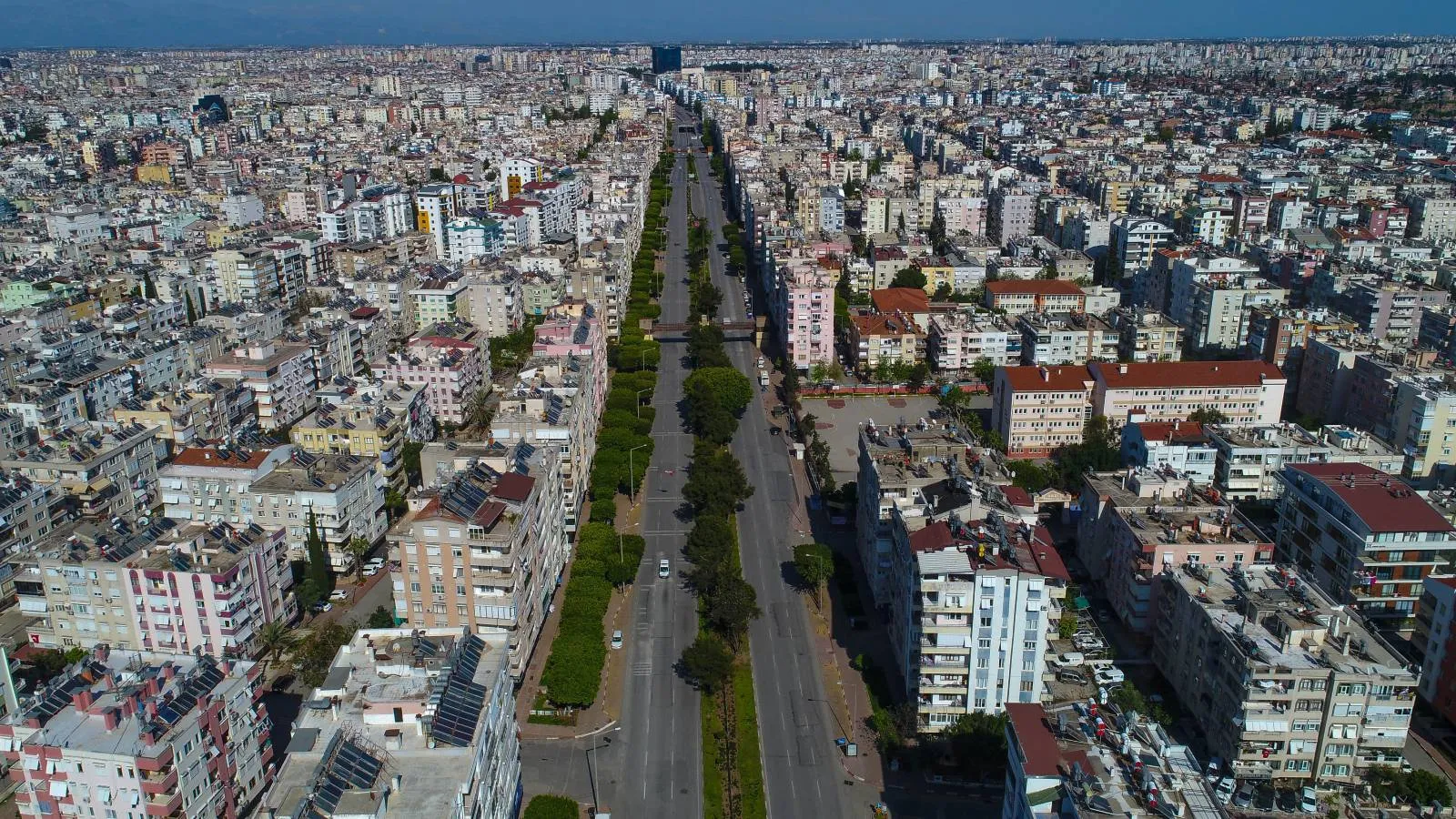 Türkiye'den konut alan yabancılarda sıralama değişti: Ruslardan sonra ikinci sırayı onlar aldı!