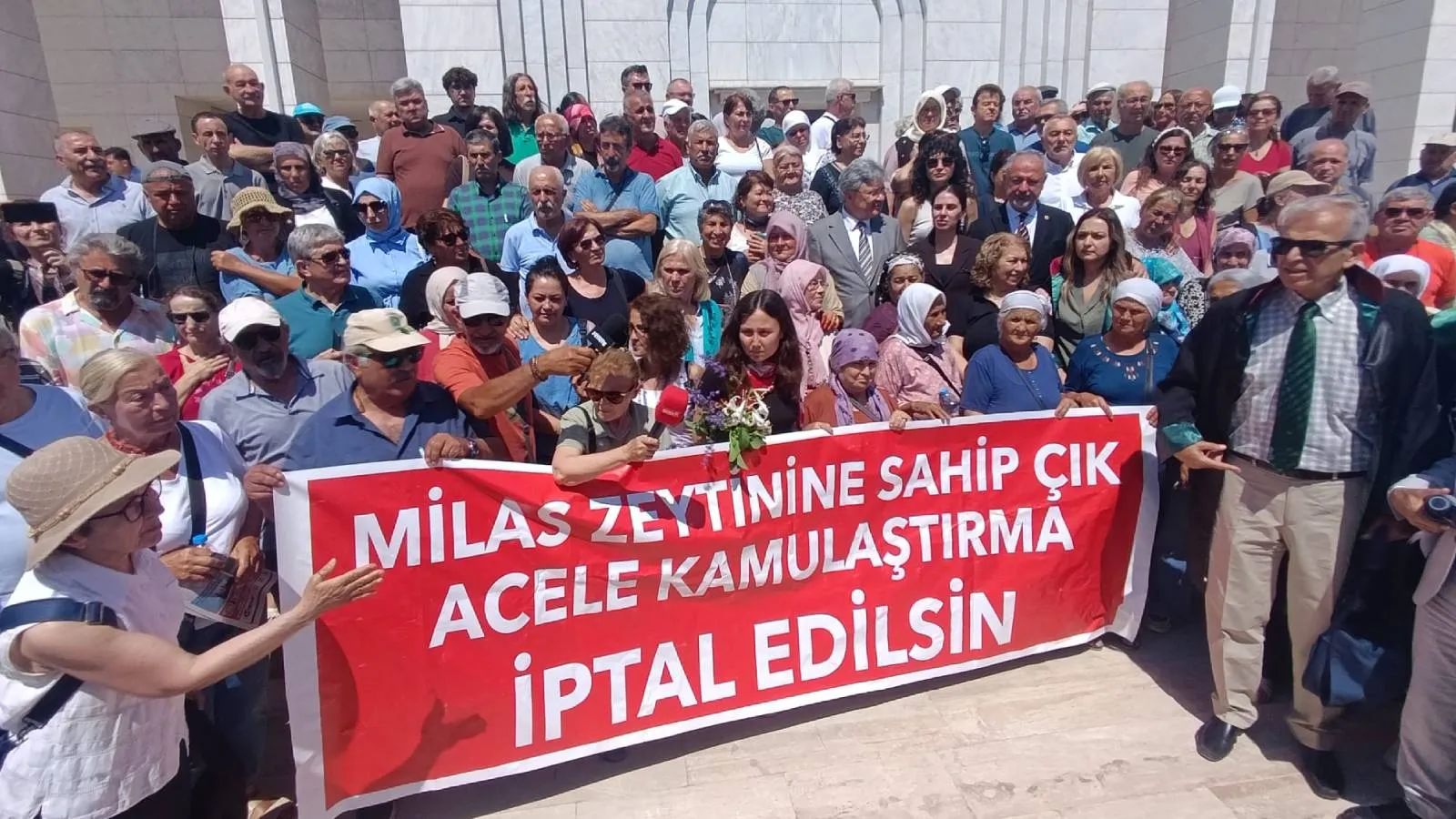 Akbelen direnişçisi Esra Işık'ın yargılandığı dava 6 Temmuz'a ertelendi