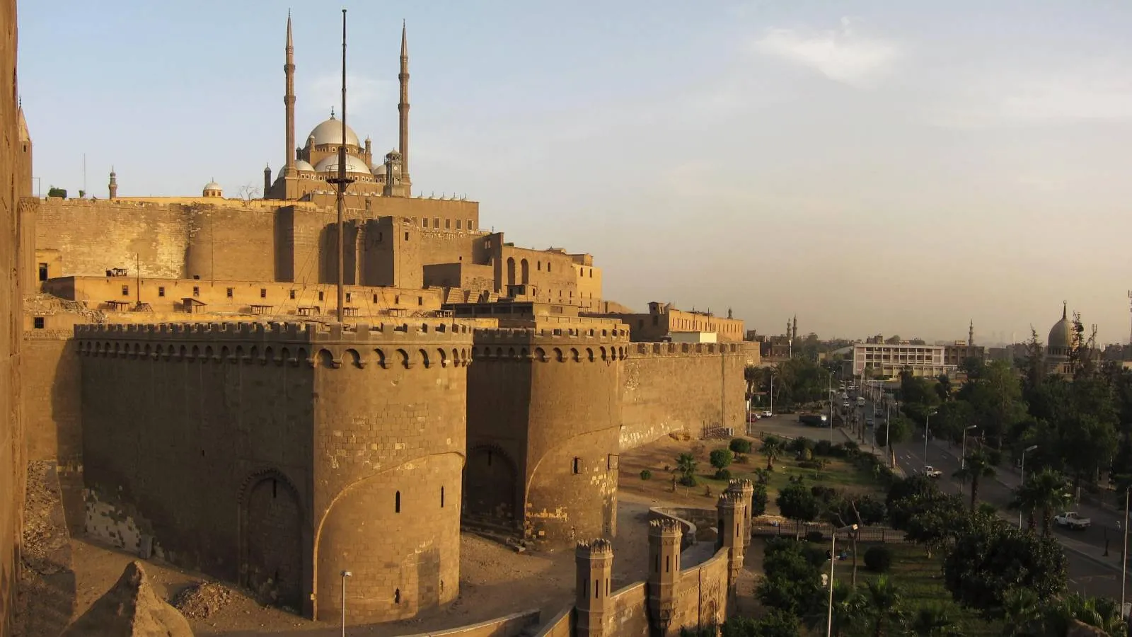 Mısır'da Selahaddin Eyyubi Kalesi çevresinde su sistemi ve Memlük dönemine ait cami kalıntıları bulundu