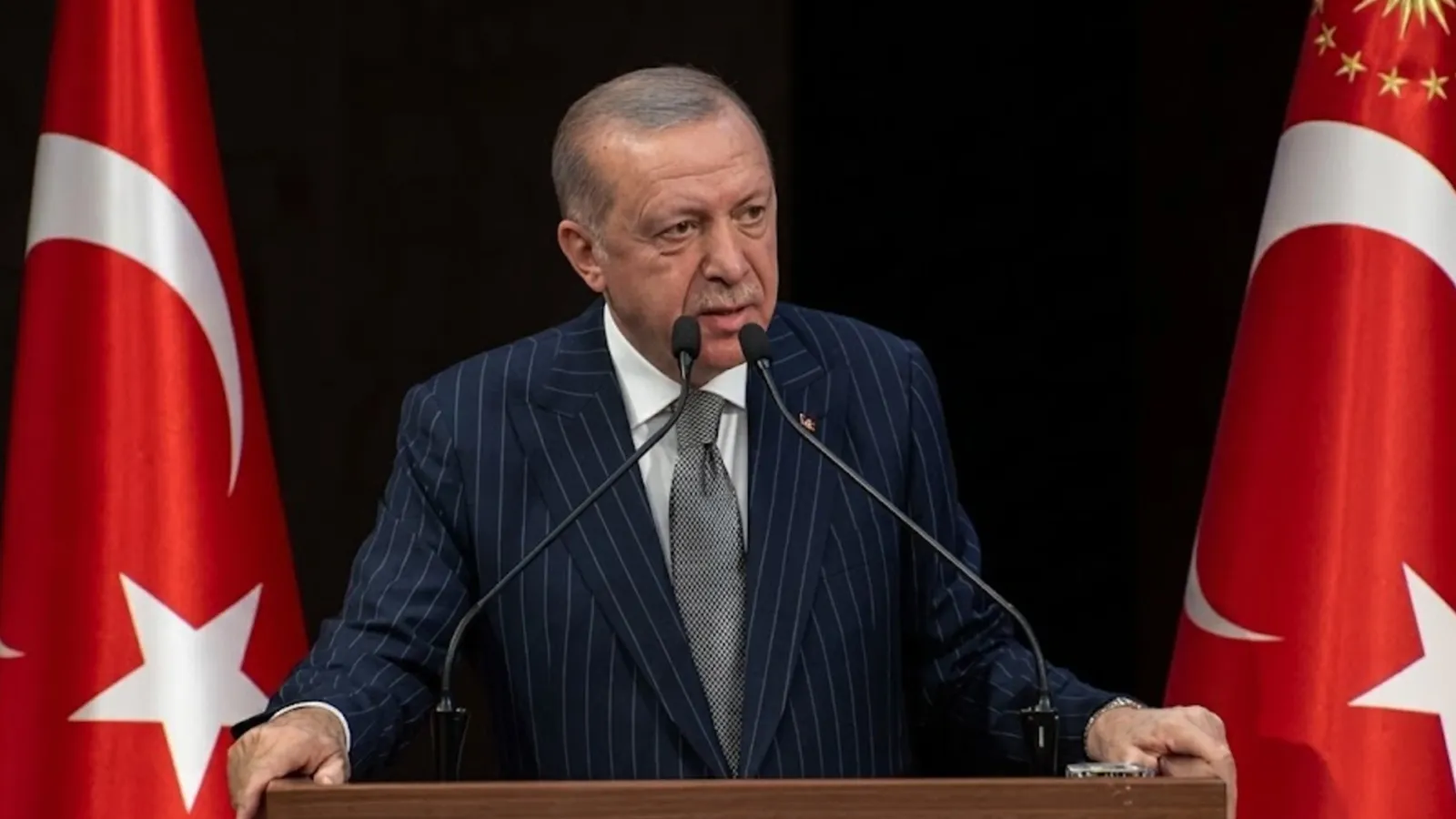 Erdoğan: Şov peşinde koşan bir yaklaşım muhalefetin siyaset tarzı olabilir ama tasvip etmemiz mümkün değil