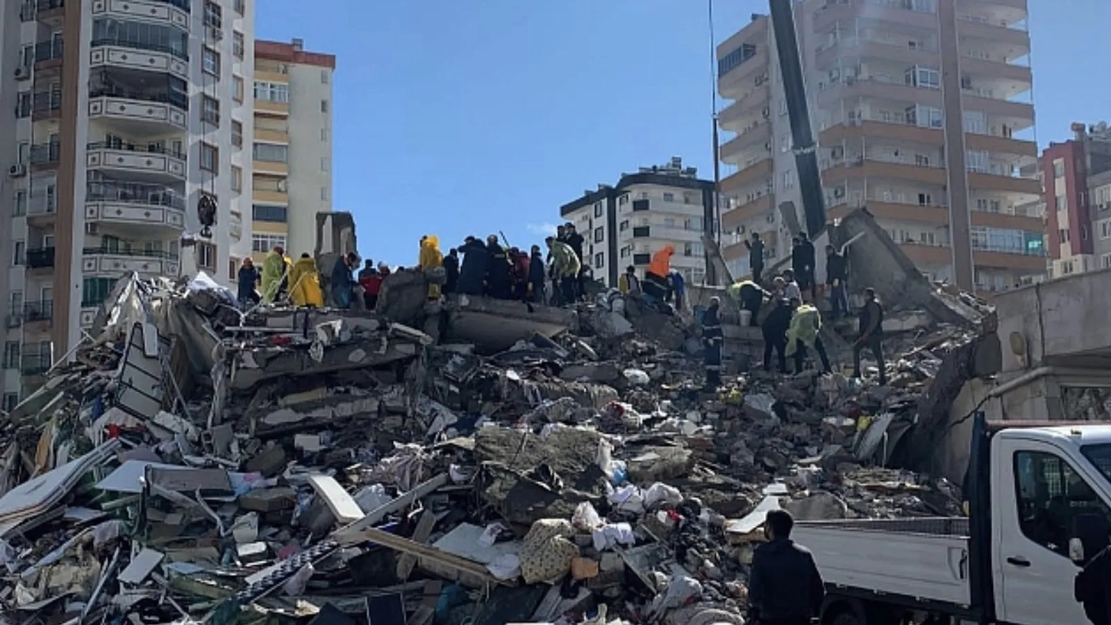 63 kişiye mezar olmuştu: Tutar Apartmanı davasında cezalar h