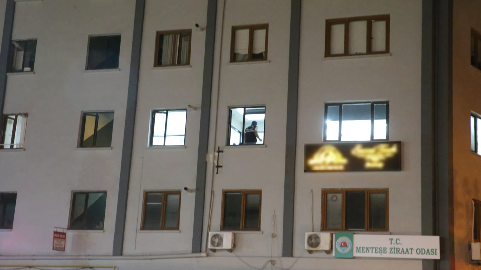 Muğla’da uzman çavuş dehşeti: Eski eşini vurdu, polis memurunu şehit etti