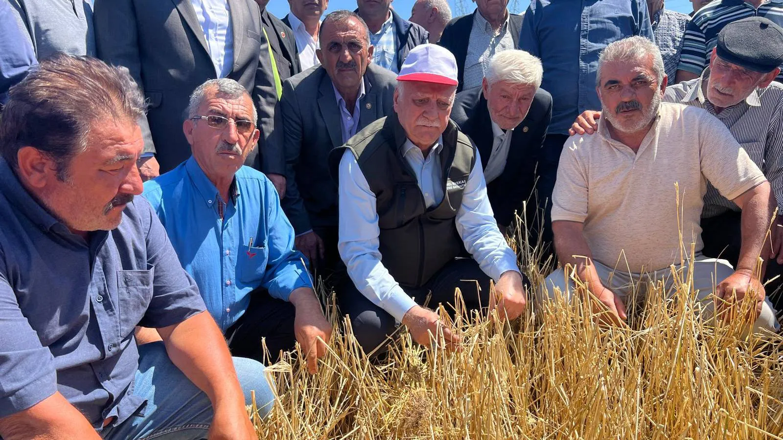 TZOB Başkanı Bayraktar'dan afet bölgelerinde 'gıda krizi' uyarısı: Çiftçiye yeterli destek verilmezse üretimden kopar