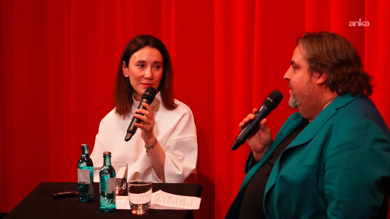Frankfurt'ta 'Onur Ödülü' alan Sibel Kekilli: Kendimi Alman gibi hissediyorum ama aynı zamanda bir Türk'üm