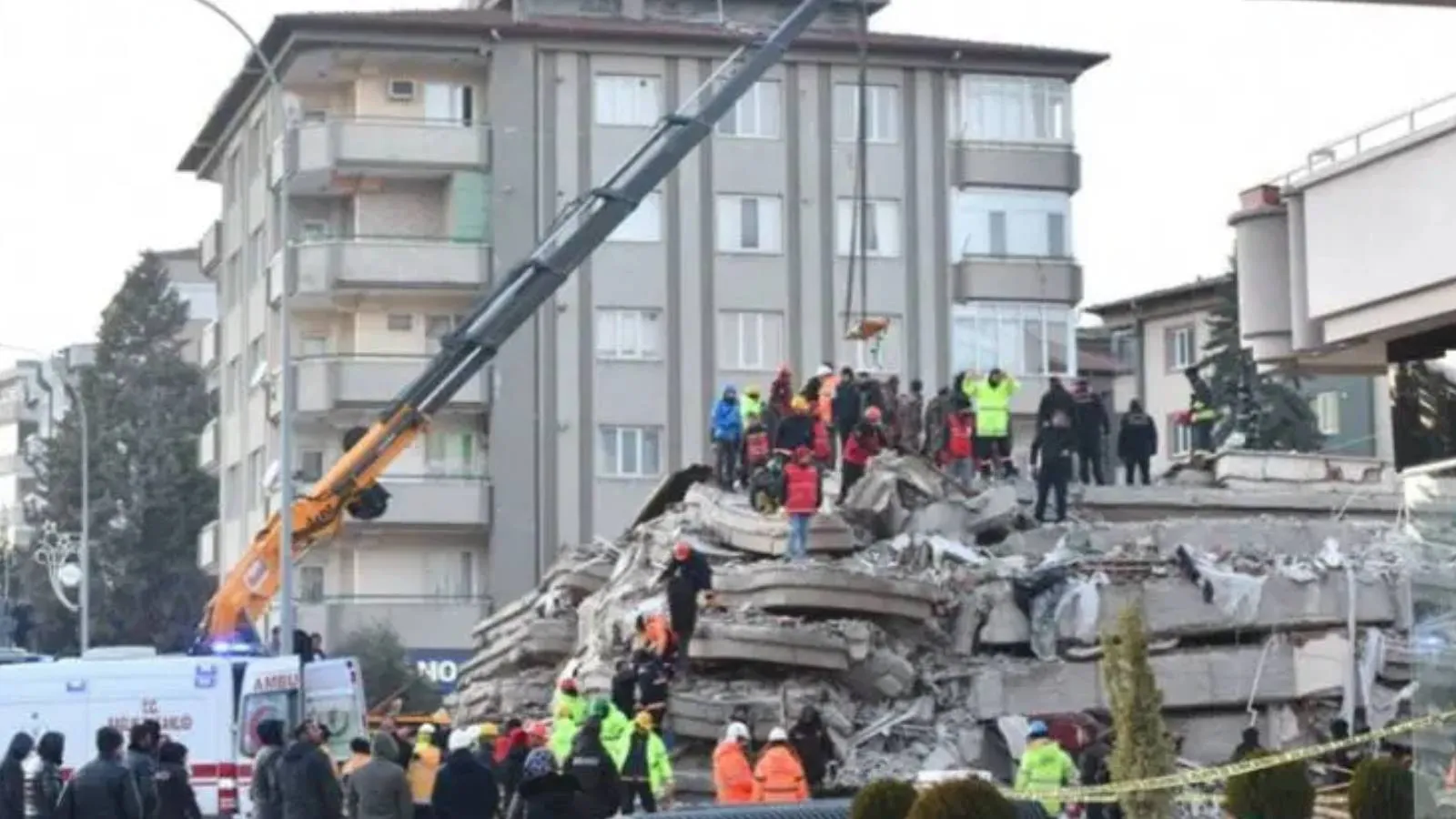 İstinaf, depremde yıkılan Bahar Apartmanı davasında cezaları bozdu, müteahhidin cezasının artırılması istendi