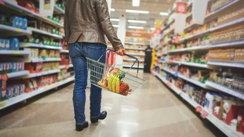Ölçek ekonomisi ve oligopol piyasa örneği; indirim marketleri
