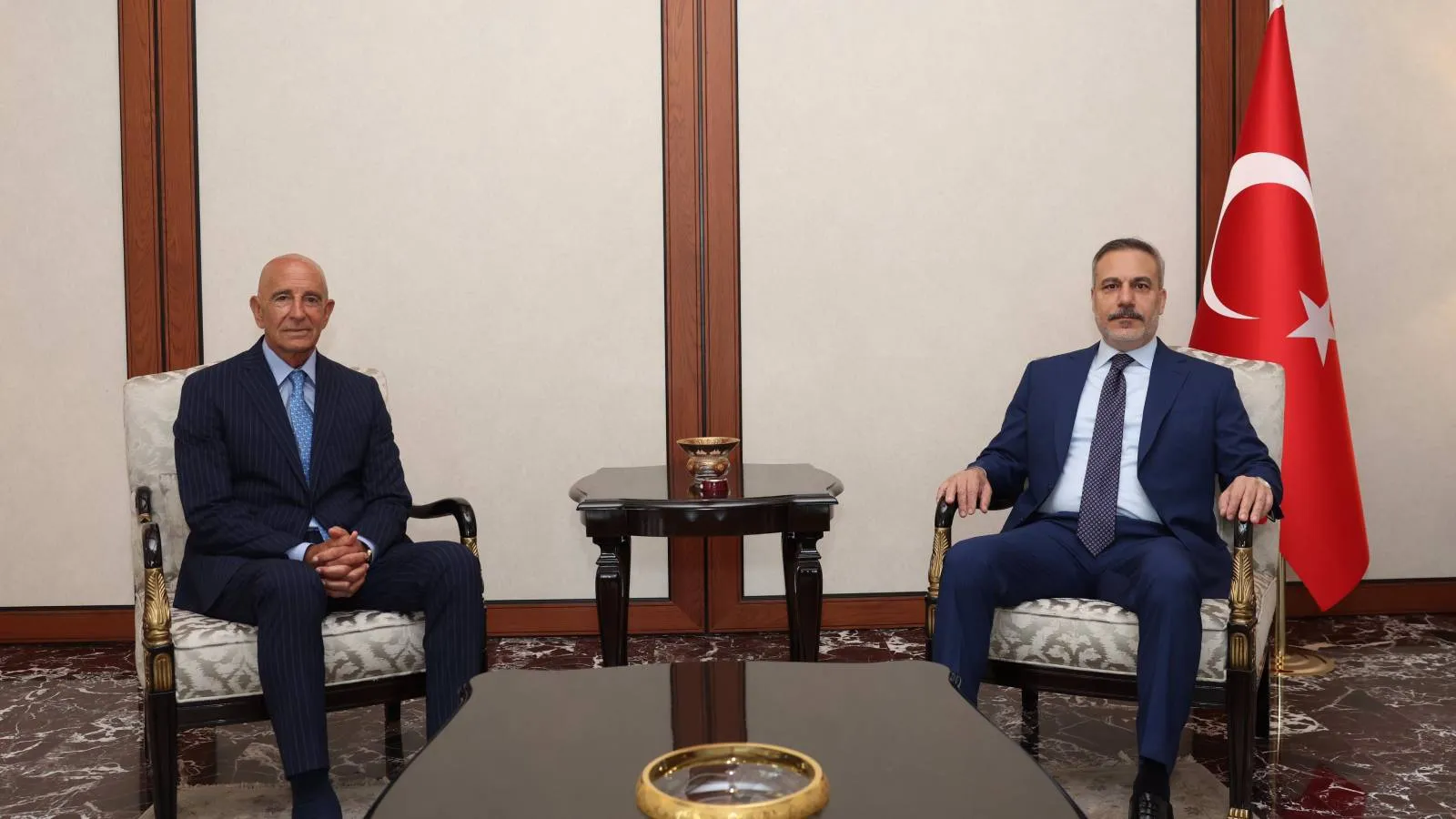 Dışişleri Bakanı Fidan ve ABD'nin Ankara Büyükelçisi Barrack, Ankara'da görüştü: ABD-Türkiye ortaklığı somut sonuçlar üretiyor