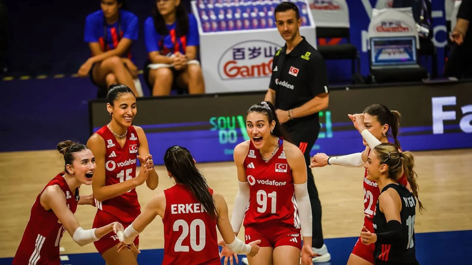 Filenin Sultanları, Hollanda engelini aşamadı