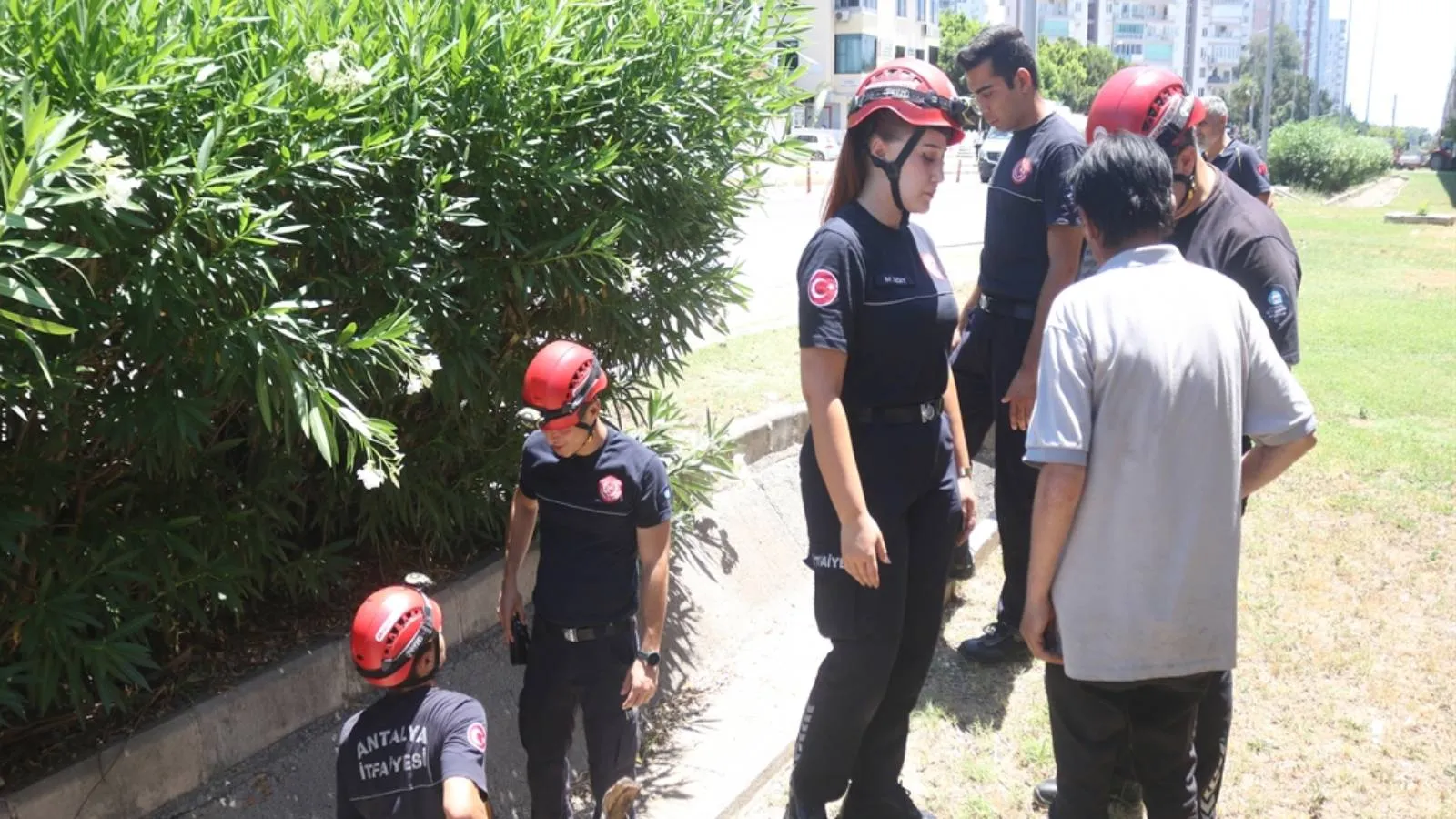 112’yi arayıp “Annemle babam gidere düştü” dedi, gerçek kısa sürede ortaya çıktı