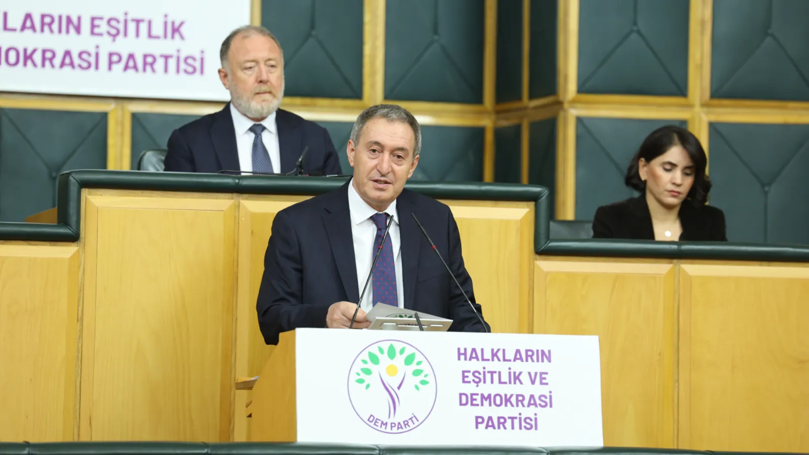 Bakırhan’dan TBMM'ye çerçeve yasa çağrısı: Zemin eşit yurttaşlık, çatı demokratik cumhuriyet, ortak ad Türkiyeliliktir