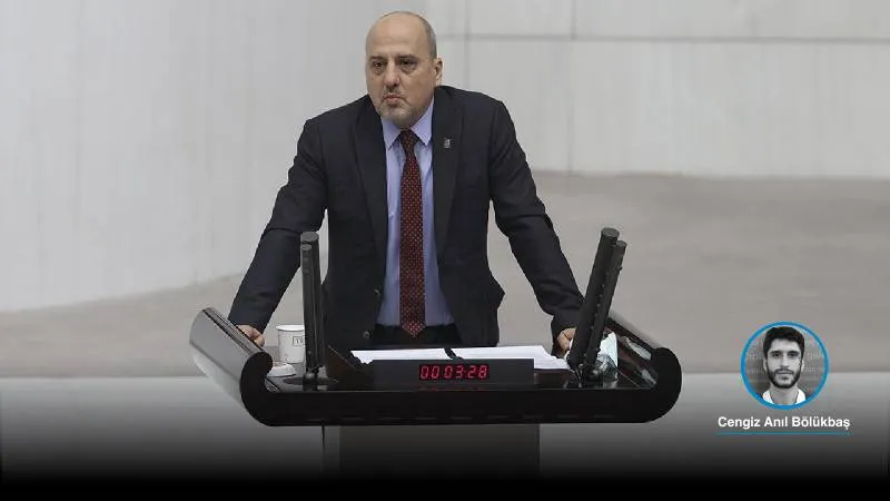 TİP Milletvekili Ahmet Şık hakkındaki fezleke: Erdoğan’a yönelik "Yargılanacak" yazılaması 'tehdit' sayıldı