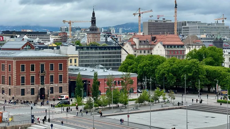 Oslo Opera Binası'nın çatısından bakınca