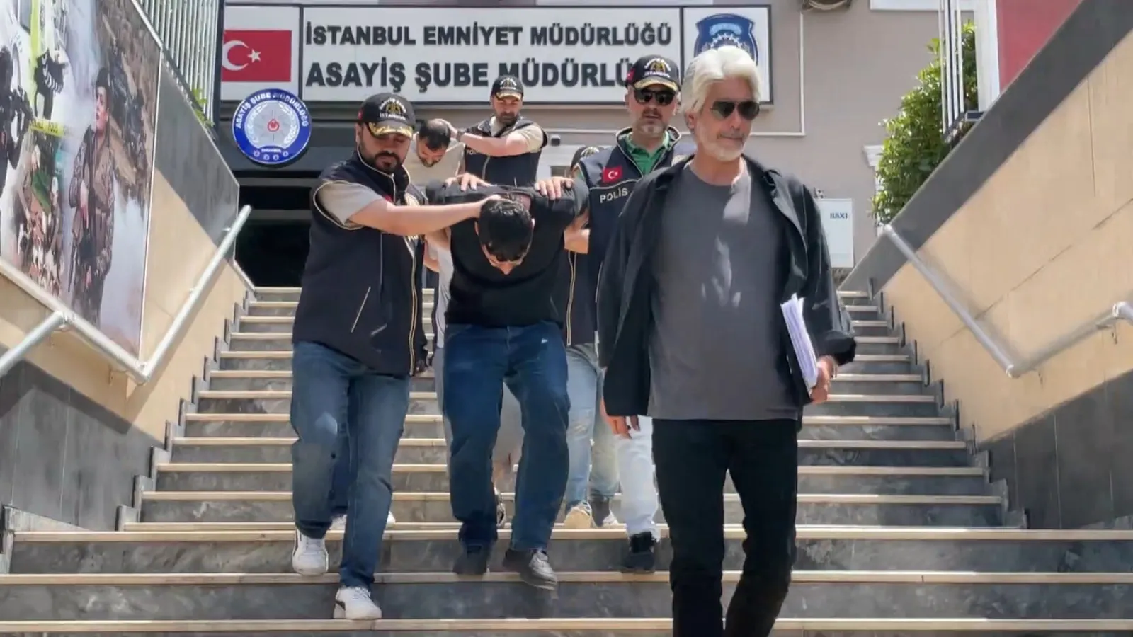 Güngören'de korkunç olay: Evlenmek için zorladığı kadının kardeşini öldürdü, Suriye sınırında yakalandı!