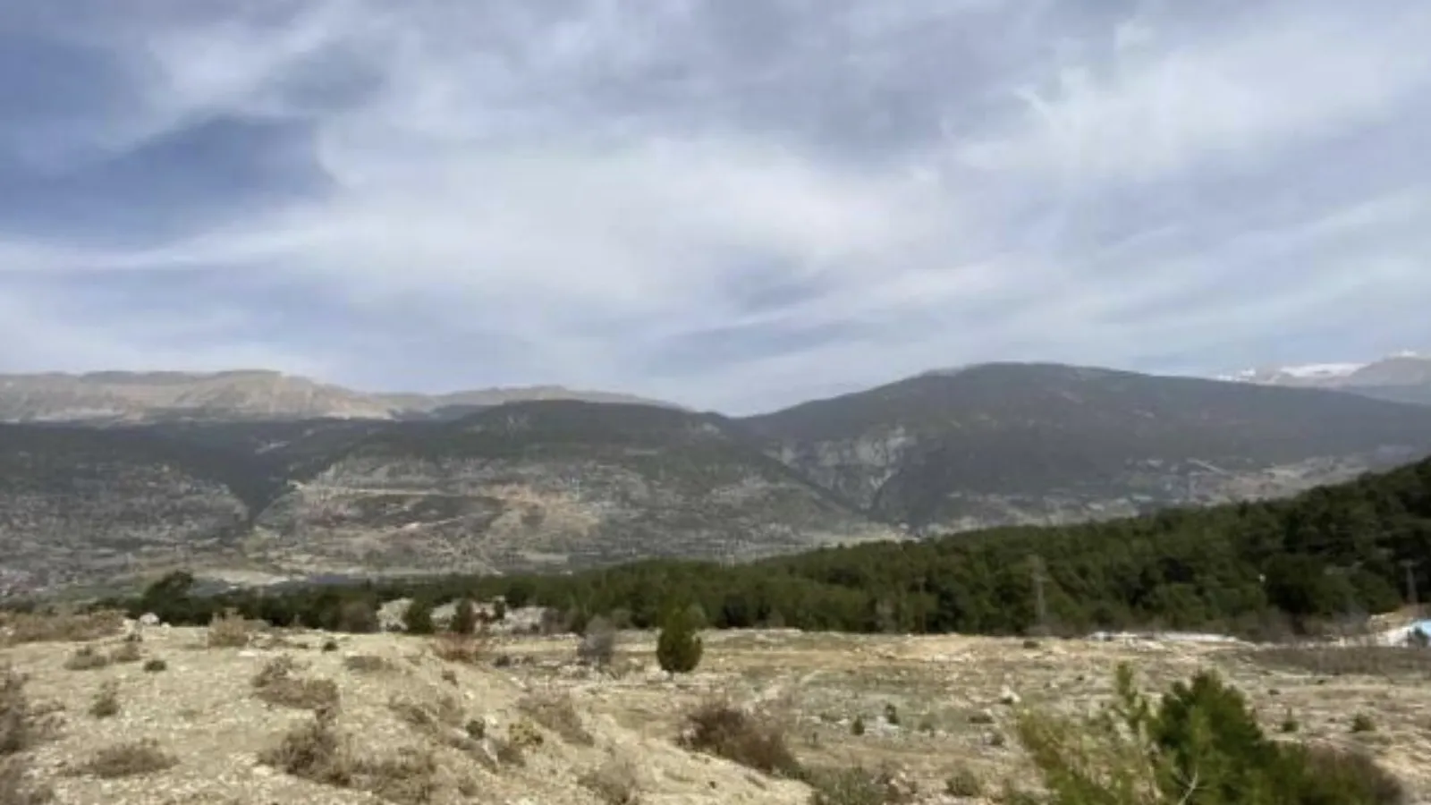 Finike'de 24 yıl sürmesi planlanan mermer ocağı projesine "ÇED Olumlu" kararı: Arazi ilk haline getirilemeyecek!