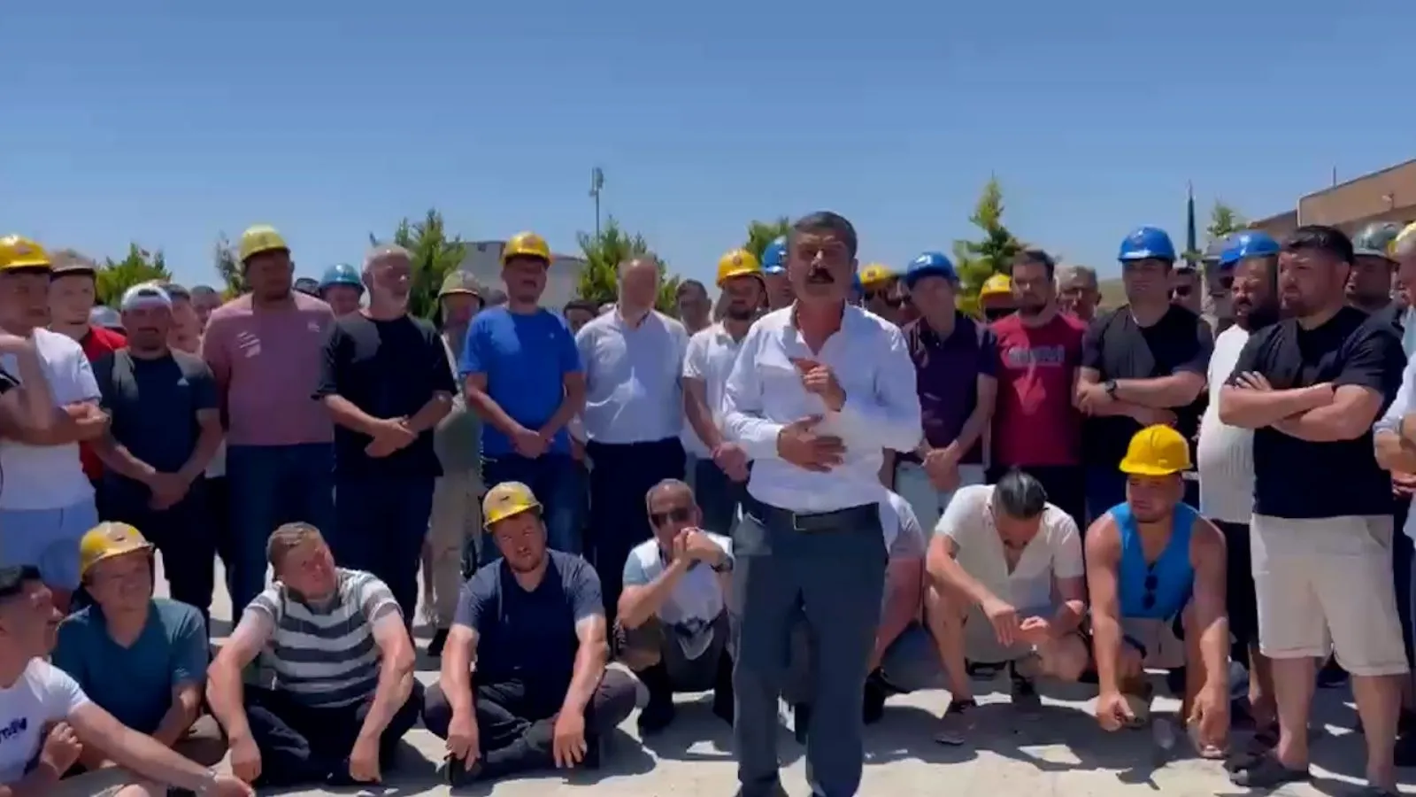Özşen Madencilik işçileri 18 gündür eylemde; Gökay Çakır: İşçinin de sendikanın da sabrı kalmadı