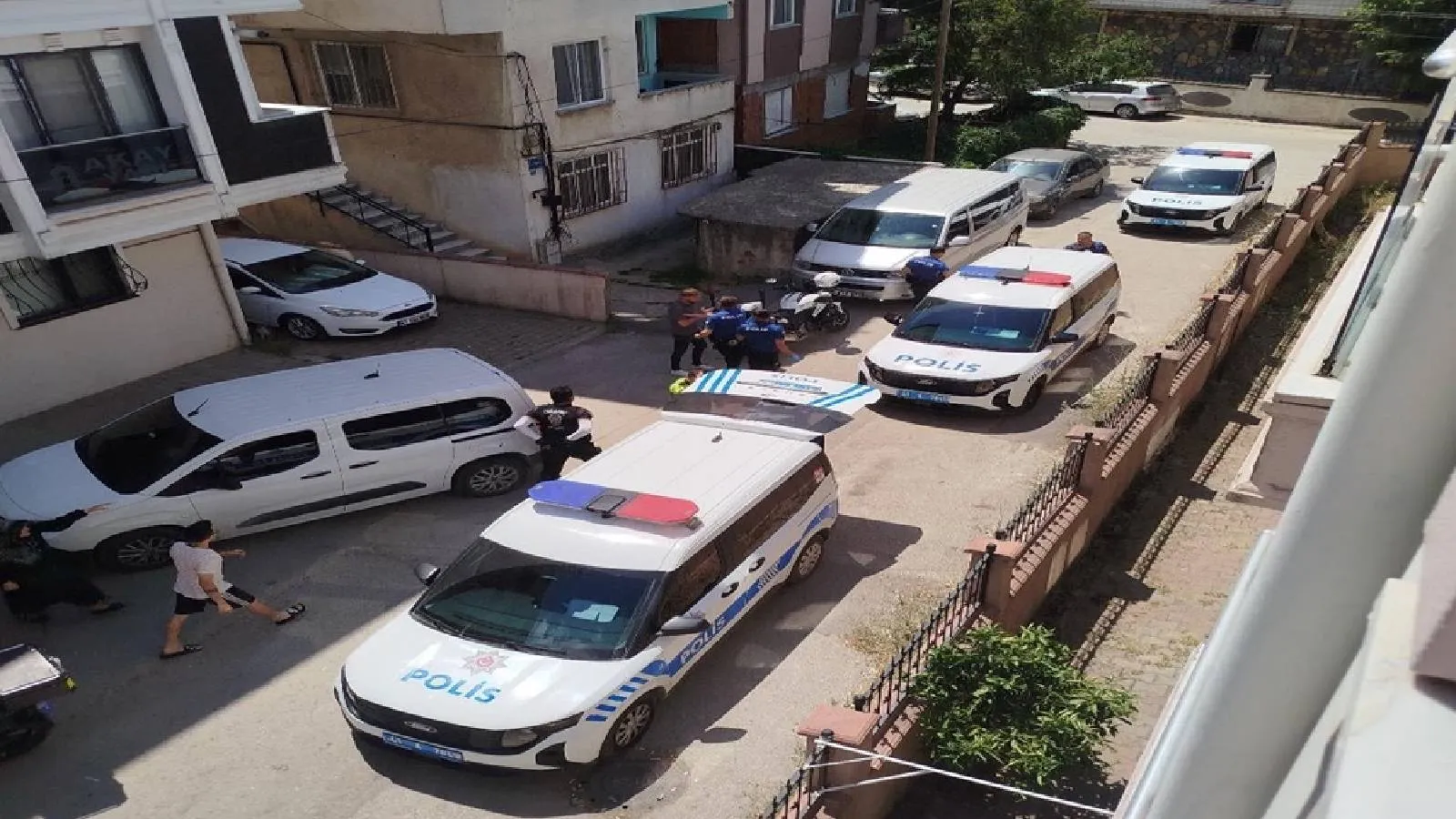 18 yaşındaki Ece Naz, başından vurularak öldürüldü