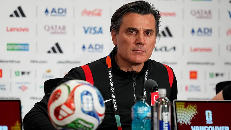 Montella: Ülkemizi gururlandırmak istiyoruz