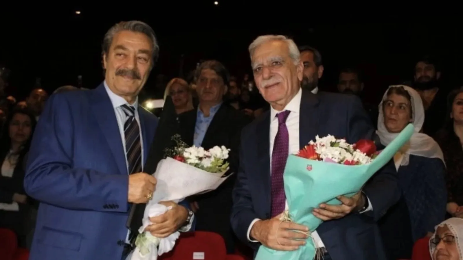 Ahmet Türk'ten Kadir İnanır için taziye mesajı: Türkiye’de barış için elini taşın altına koymaktan hiç çekinmedin; bıraktığın büyük mirasın gururu ile anacağız seni
