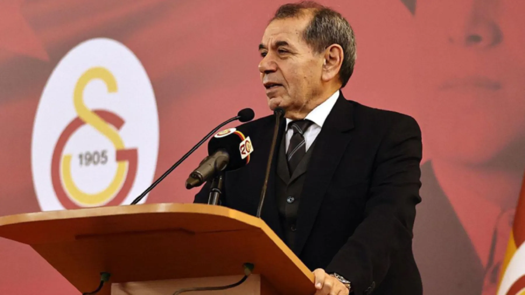 Dursun Özbek: Başarıyı hiçbir zaman kupalarla ölçmedik, Galatasaray'ın yarınlarını inşa etmeye çalışıyoruz