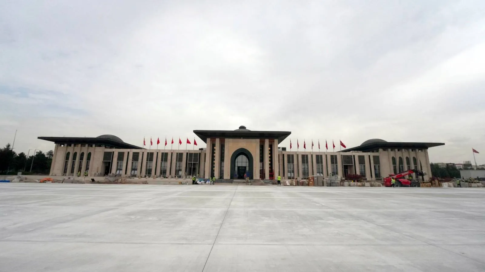 NATO Zirvesi öncesi Etimesgut modernize edildi: "Ankara Havalimanı" adıyla uluslararası uçuşlara açılıyor