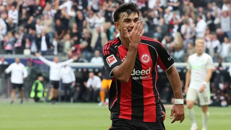 Okan Buruk'tan Can Uzun talebi