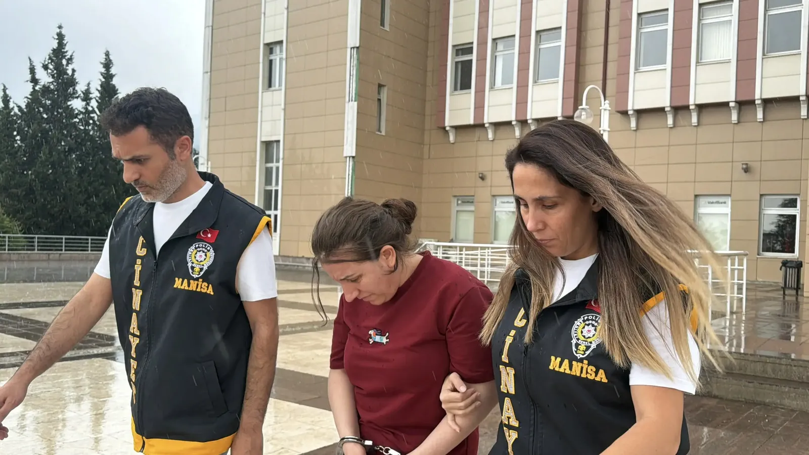 Topuk kanı kayıtları 16 yıllık bebek ölümü dosyasını açtı: Anne tutuklandı!
