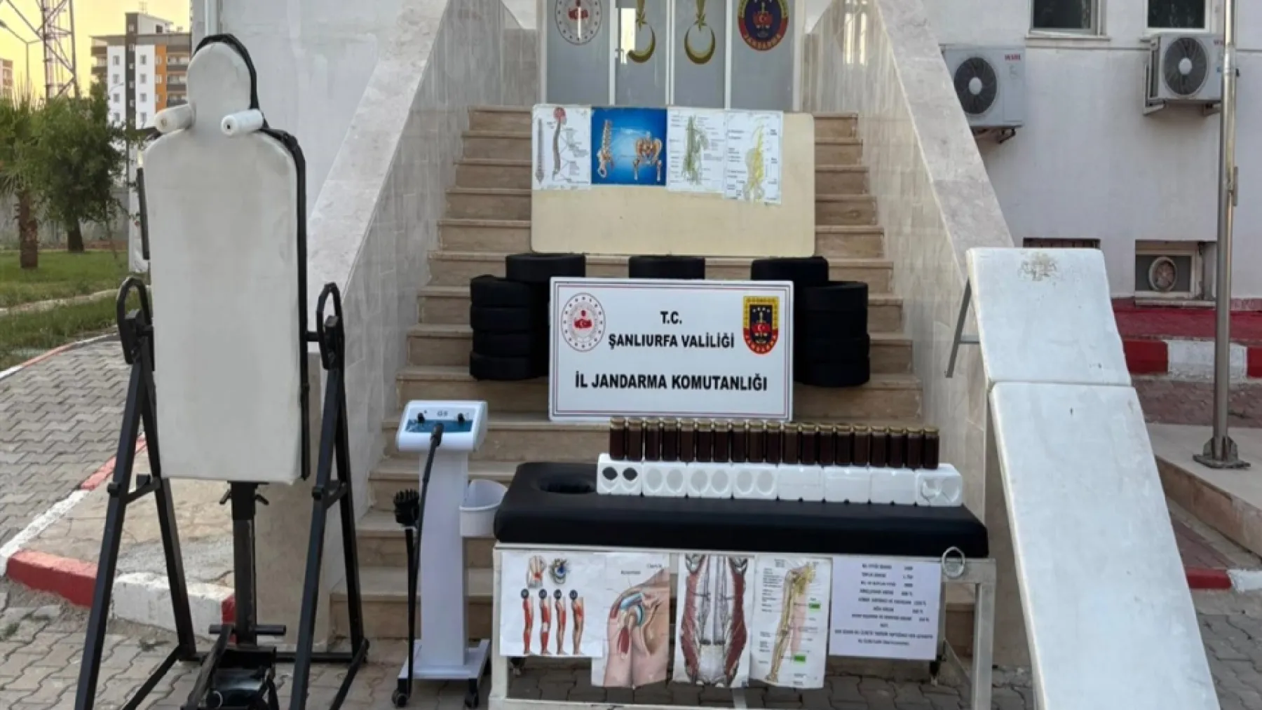 Şanlıurfa'da ruhsatsız sağlık hizmeti veren şüpheli gözaltına alındı