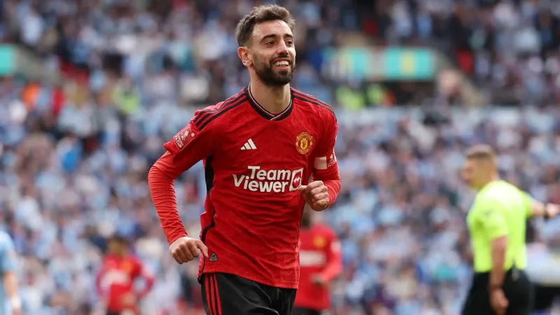 Galatasaray'dan Bruno Fernandes'e Osimhen tarifesi: Yıllık ücreti ve bonservis teklifi ortaya çıktı!